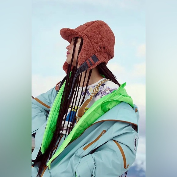 FP Movement by Free People Accessories - NWT FREE PEOPLE Movement Ascend Fleece Trapper - Redwood
$68